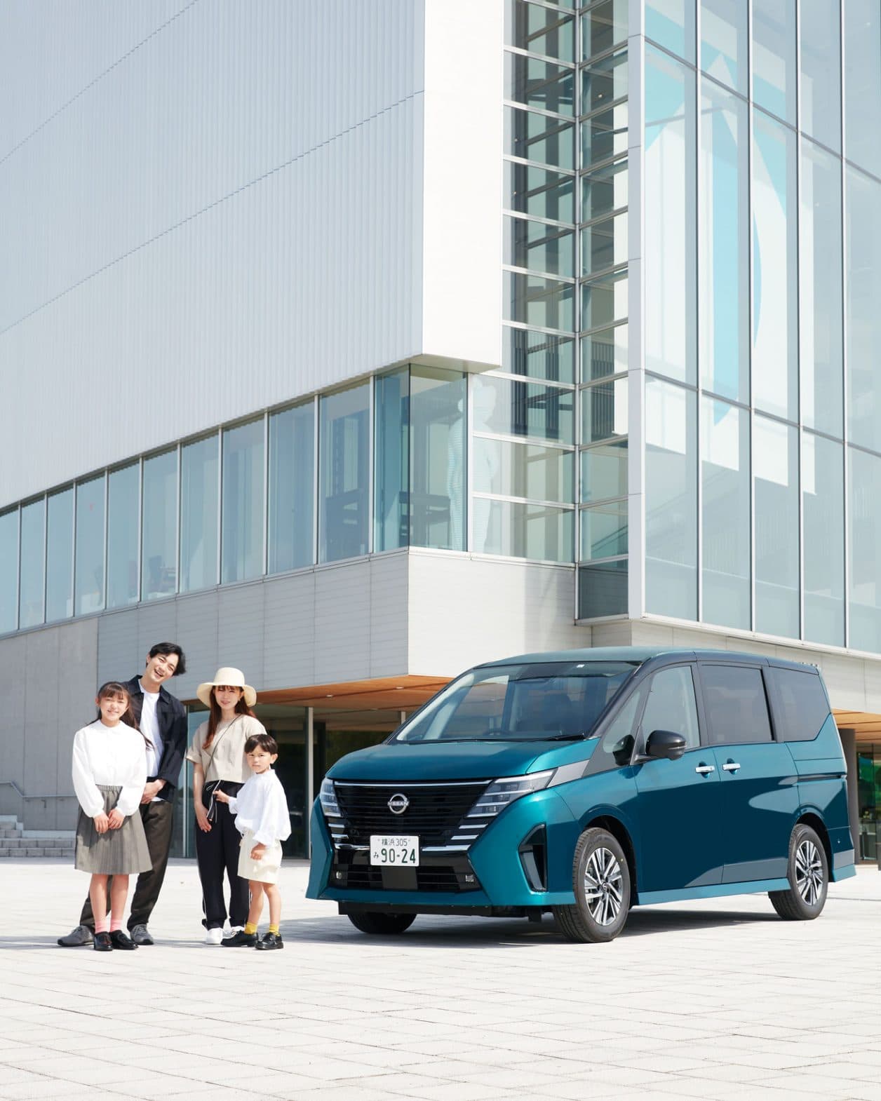 ART TRIP with SERENA　日産《セレナ》の先進技術で、アートを訪ねる快適ドライブ旅行。