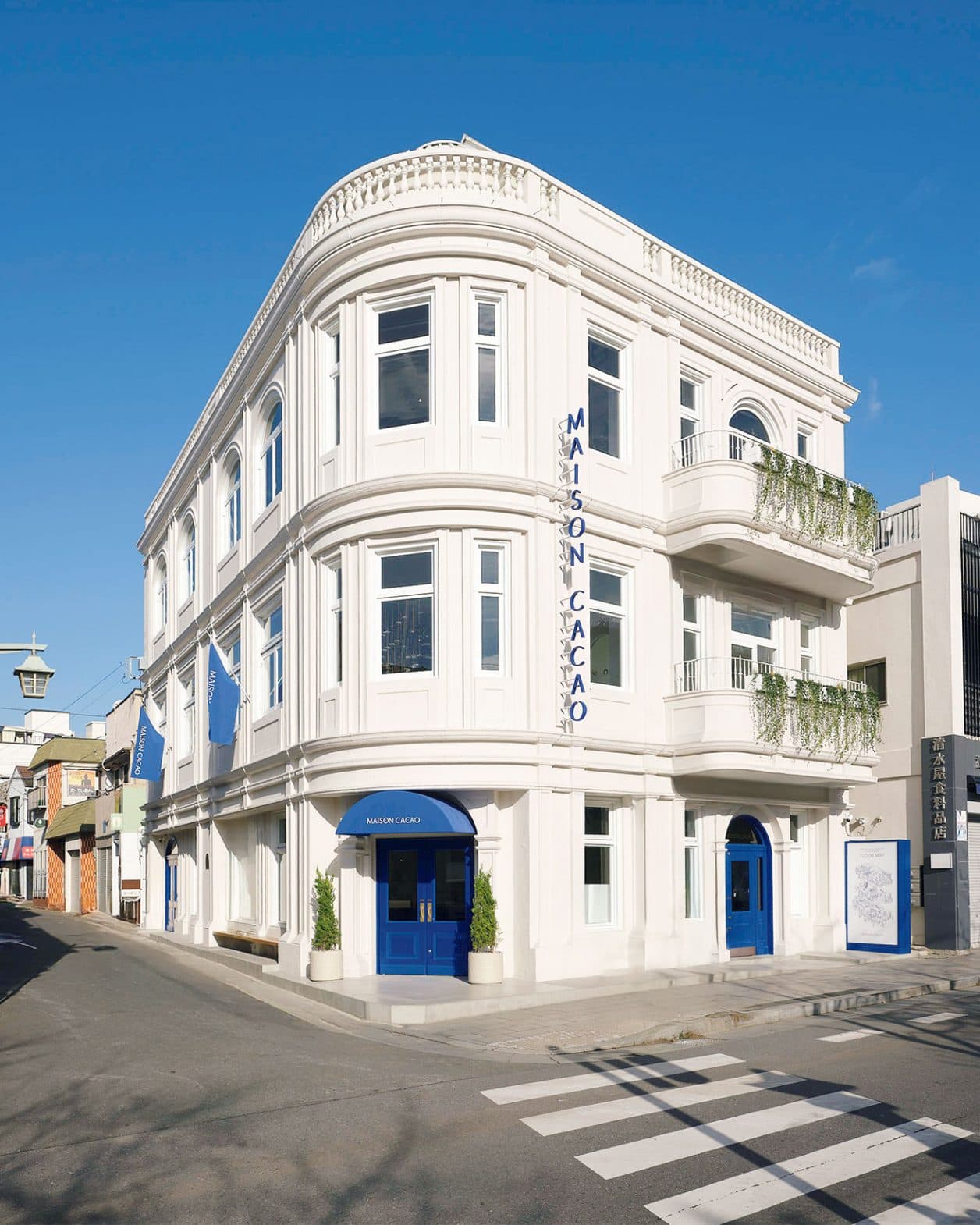 百花繚乱のチョコレート体験が待つ、〈メゾンカカオ〉鎌倉の洋館。