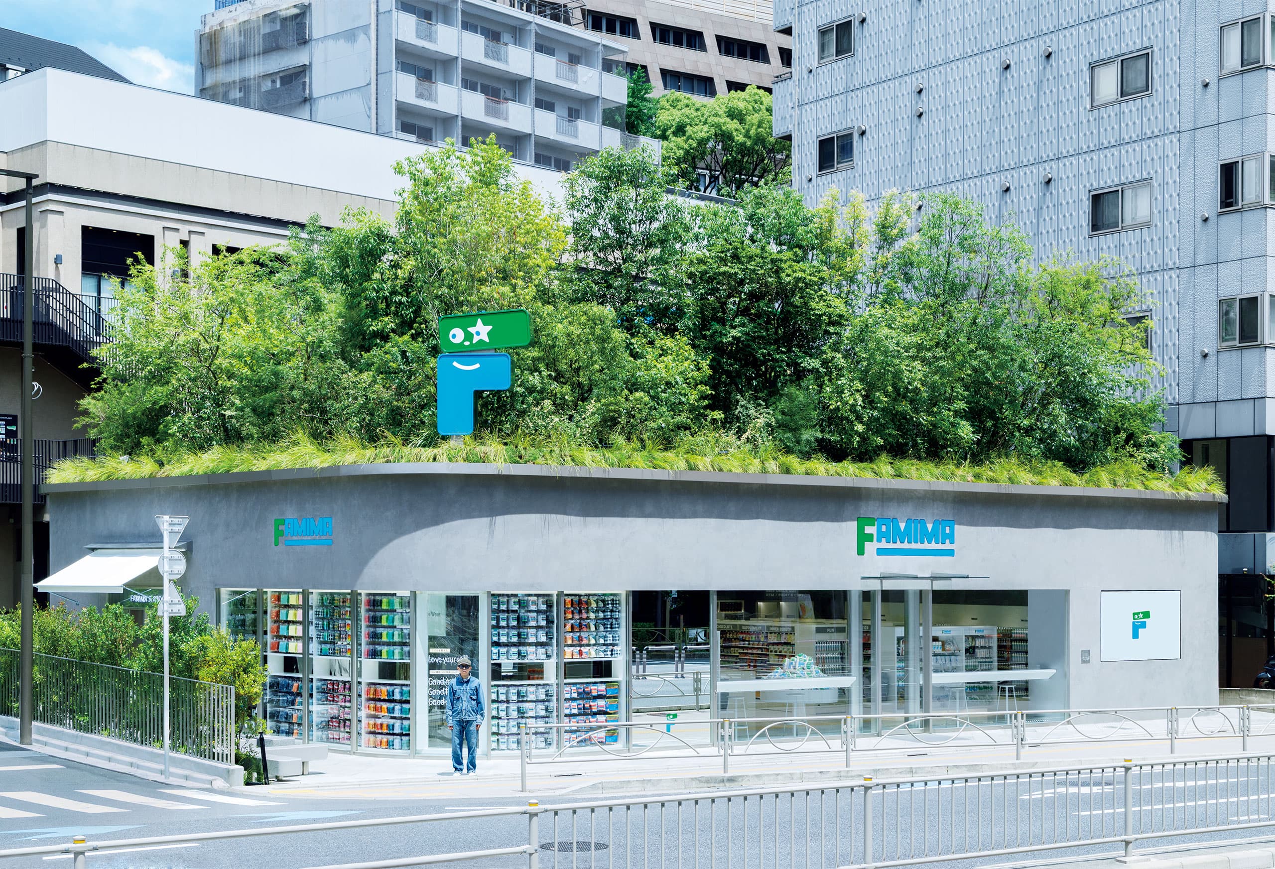 NIGO®が思い描いた日本らしいコンビニの未来〈FAMIMA PARK AZABUDAI〉。