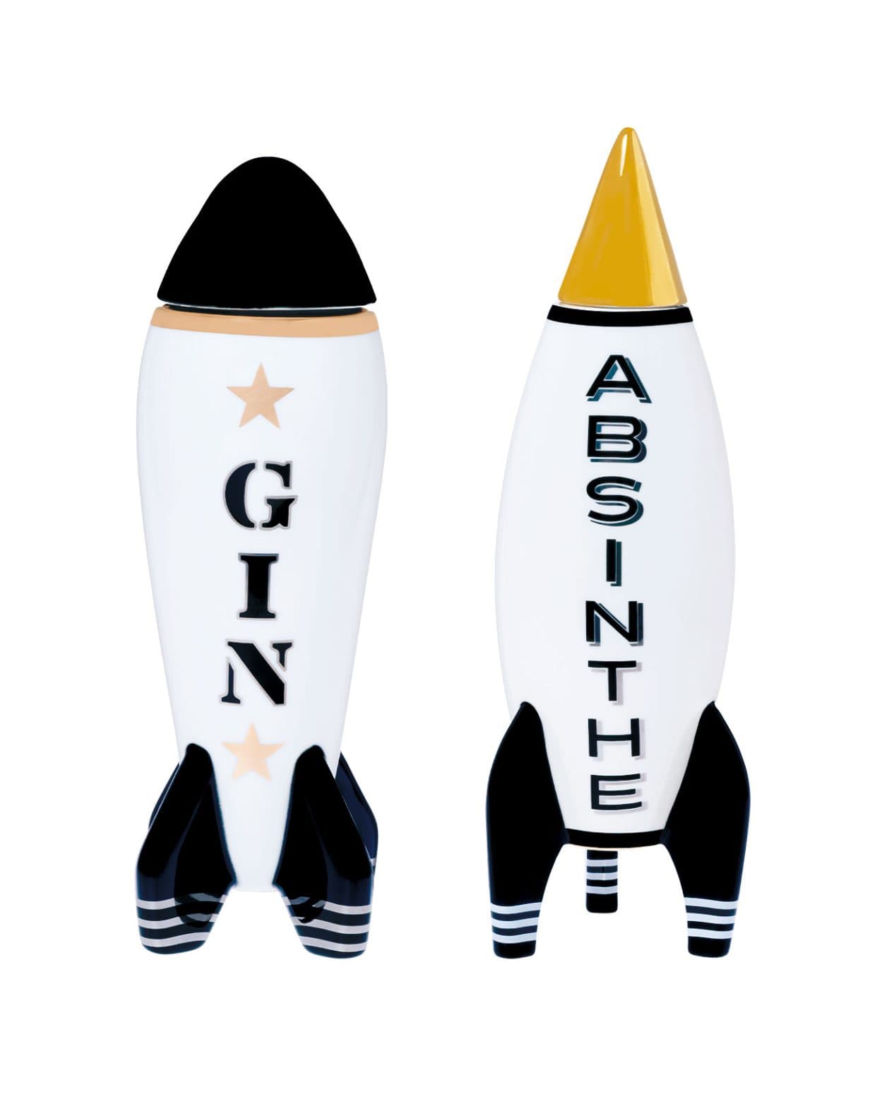 宇宙への憧憬をアートな酒器に。ジョナサン・アドラーの《ロケットデキャンター》。