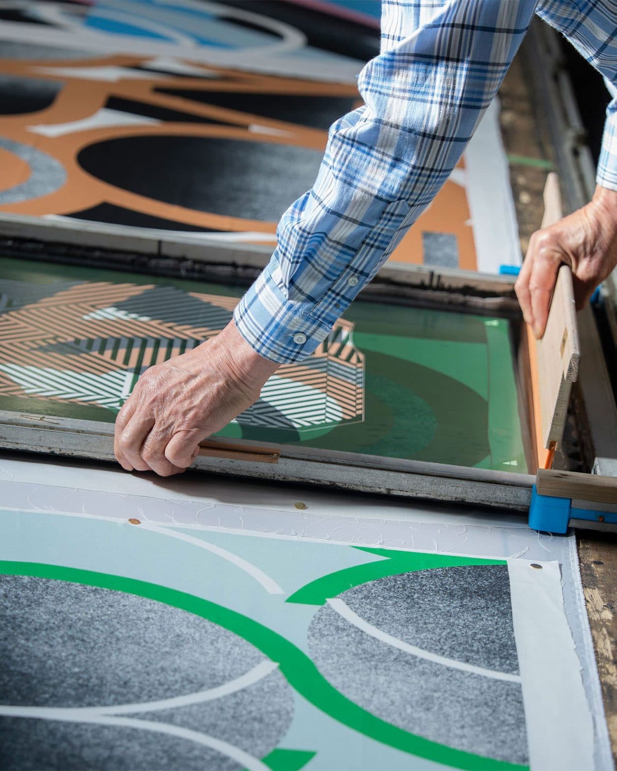 〈エイポック エイブル イッセイ ミヤケ〉がグラフィックとの融合でさらなる進化を遂げる。