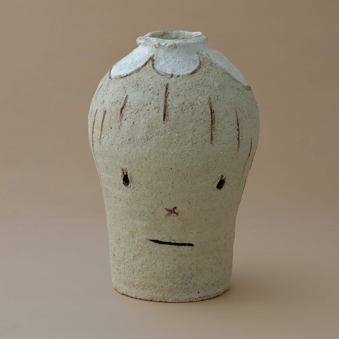 奈良美智 現代美術家(1959~)《花頭花瓶(初代)》(2007年)