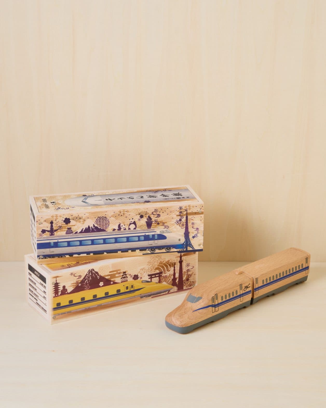 新幹線ファン必見! N700S、0系、300系、ドクターイエロ ーなどをモチーフにした〈JR東海〉そうめん&グッズ。